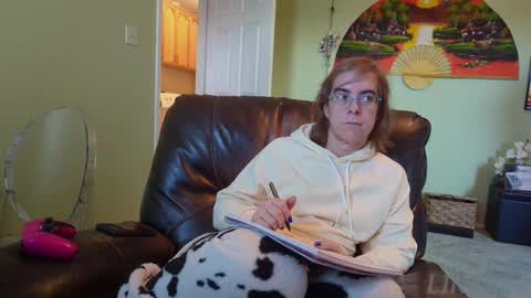 Linzy19 online show from September 9, 1:43 pm