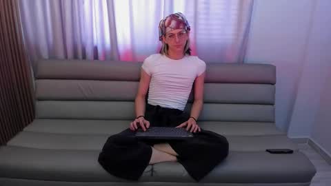 Lior evan online show from November 10, 11:55 am