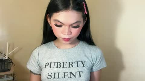 littlelace_ online show from August 8, 3:24 am