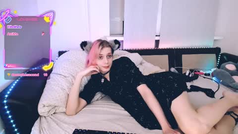 Felix online show from April 8, 9:27 pm