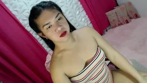 Snapshot of lobotara69 chatting on January 14, 7:48 am Thea online show from January 14, 7:48 am