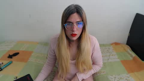 Sascha Bauer online show from December 16, 3:39 pm