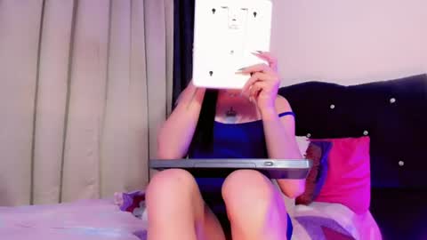 lesly lorena online show from July 29, 3:16 am
