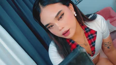 Snapshot of lovelydollsandra chatting on February 5, 5:21 pm lovelydollsandra online show from February 5, 5:21 pm
