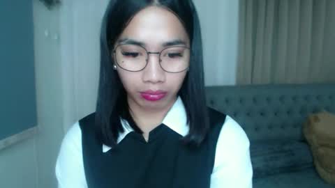 lovelymae18 online show from March 25, 10:35 pm