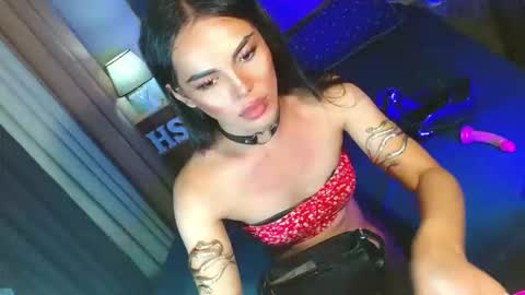 lovelymiss_shyna11 online show from February 10, 2:13 pm