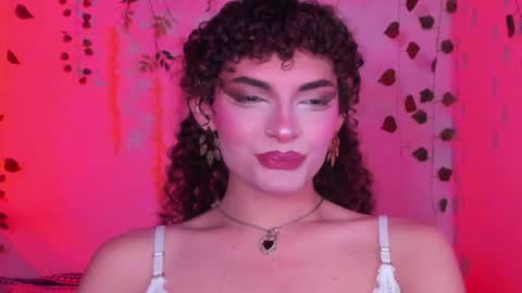Lucy or Lucian 3 Come to my social Links3   online show from June 21, 11:46 am