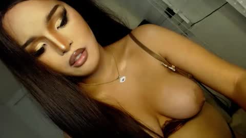 Snapshot of lucy_heartfiliaxxx chatting on March 8, 6:37 pm MONA online show from March 8, 6:37 pm