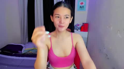 Lucy online show from May 8, 1:51 pm