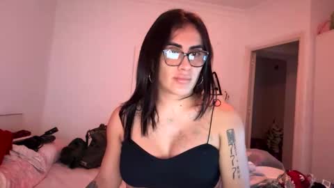 Snapshot of luisamonsterdick chatting on October 6, 6:41 pm Luisa Monsters online show from October 6, 6:41 pm