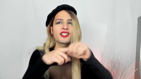 Luka Castillo online show from November 28, 10:44 pm