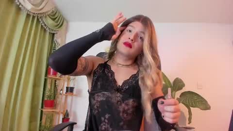 Luka Castillo online show from July 2, 4:07 am
