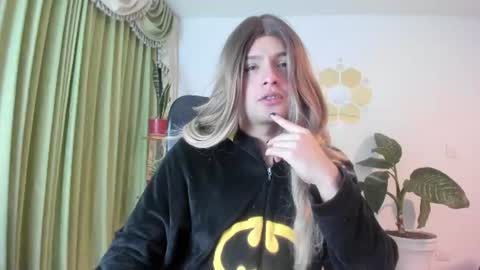 Luka Castillo online show from July 14, 4:06 am
