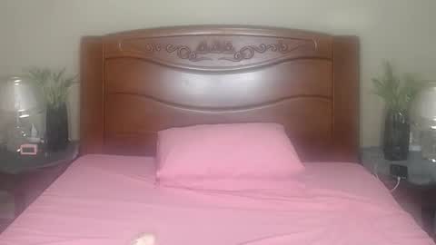 lulu_wild online show from October 30, 11:53 am