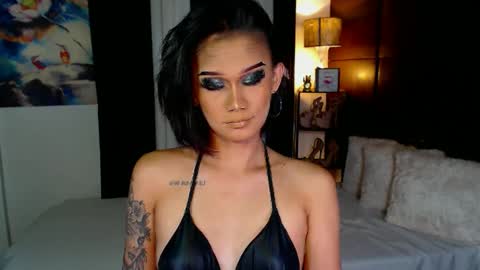 AdriannaFowks online show from December 16, 3:08 am