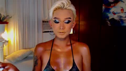 AdriannaFowks online show from July 20, 3:10 am