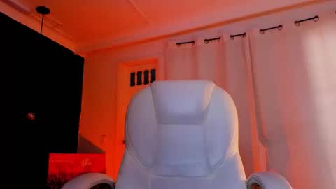  madame lilith  online show from November 17, 12:16 pm