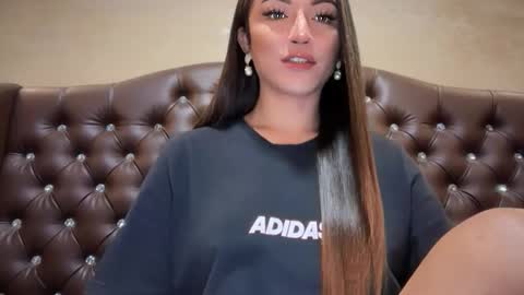 Alison Kloss online show from February 9, 12:39 am