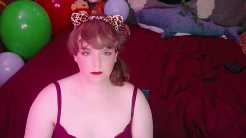 Snapshot of maddy_cat chatting on October 14, 5:03 pm Maddy Cat online show from October 14, 5:03 pm