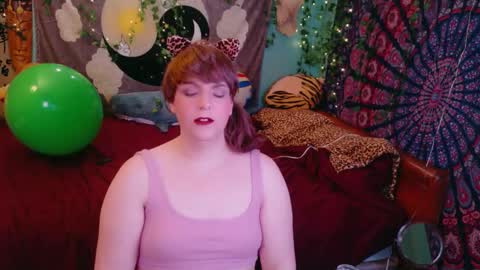Snapshot of maddy_cat chatting on October 20, 2:53 pm Maddy Cat online show from October 20, 2:53 pm