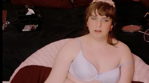 Maddy Cat online show from February 6, 3:50 pm