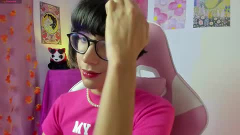 Madeline  online show from March 6, 5:13 am