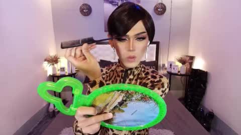 Wil online show from October 5, 6:18 pm