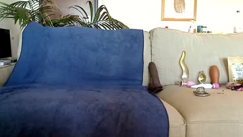 Snapshot of male_in_stockings chatting on December 31, 1:19 pm Sissy in stockings online show from December 31, 1:19 pm