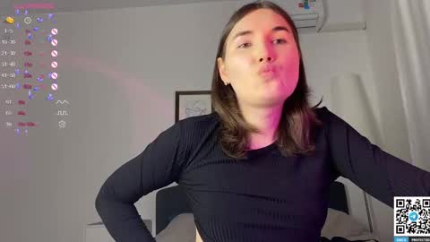 Snapshot of maria_bowie chatting on December 13, 8:47 pm Maria online show from December 13, 8:47 pm
