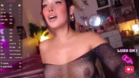 Maria online show from April 6, 9:48 pm