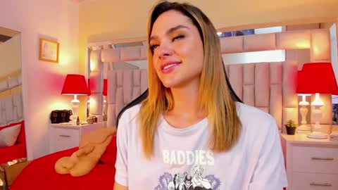 mariiahneedles online show from January 3, 10:29 pm