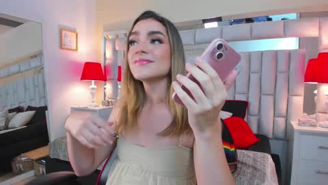 mariiahneedles online show from January 14, 7:43 pm