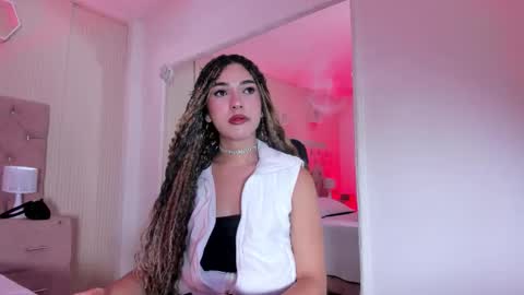 Marilyn online show from October 22, 12:29 pm