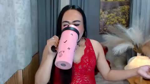 LEAH online show from January 7, 11:08 pm