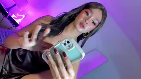 maryhugecock69 online show from November 16, 2:43 am