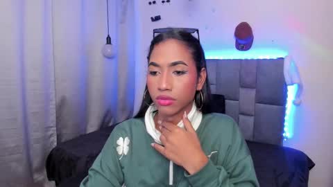 massielhot online show from January 9, 4:39 am