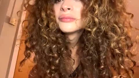 Maya transgirl online show from December 12, 9:58 pm