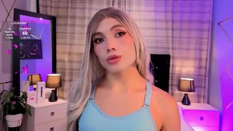 megan do santos online show from November 19, 8:31 pm