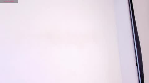 meghanallen_ online show from May 5, 10:27 pm