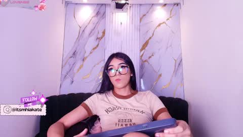 Mhia Kate online show from April 10, 12:22 pm