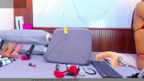 Mia Conde online show from December 2, 4:48 am