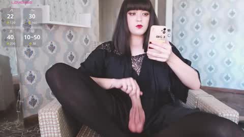 mia_wallase online show from March 17, 7:54 am