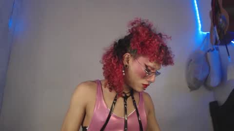 Snapshot of miancuntydoll chatting on December 31, 1:26 am MianCuntyDoll online show from December 31, 1:26 am