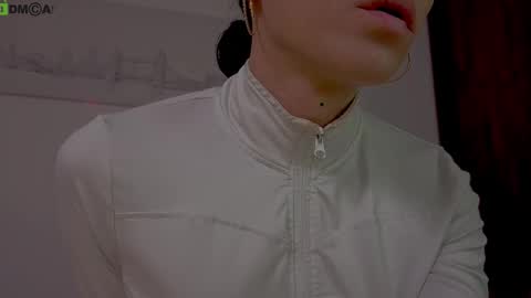 Mia online show from October 19, 4:43 pm