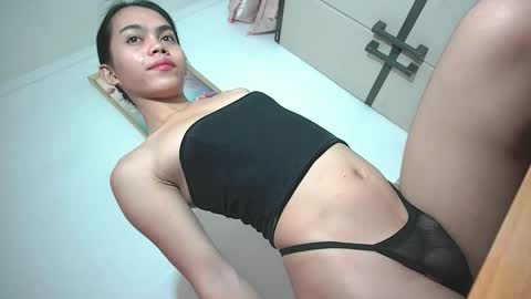 Mica online show from February 14, 1:35 am