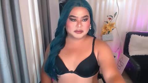 michaelagoddess online show from March 17, 5:48 pm