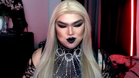 Michelle online show from October 29, 5:44 pm