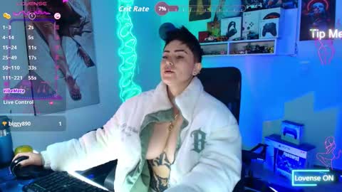 Snapshot of milley_rose chatting on September 19, 10:26 pm Im girl my name is Johana online show from September 19, 10:26 pm