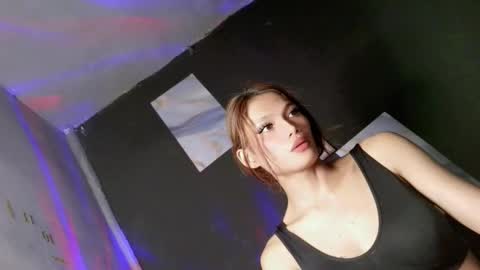 Zoey online show from March 12, 11:04 am