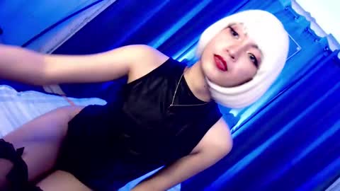 Snapshot of miss_hornydoll chatting on December 13, 1:59 am miss_hornydoll online show from December 13, 1:59 am